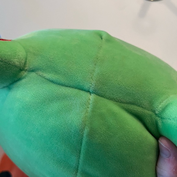 13 Inch Red Eye Wendy the frog squishmallow - Picture 4 of 7